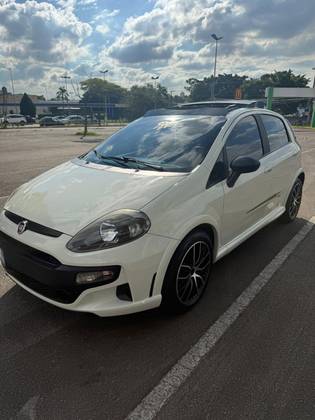 FIAT PUNTO 1.8 BLACKMOTION 16V FLEX 4P AUTOMATIZADO